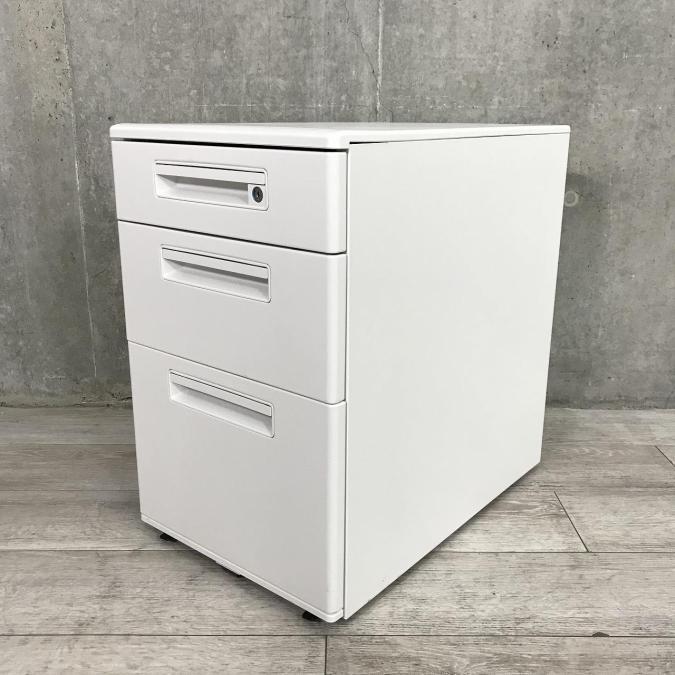 【4台入荷】シリンダー錠タイプ３段ワゴン⇒ホワイトカラーXEシリーズ◆ナイキ製【RP】
                        その他シリーズ
                                    中古
            