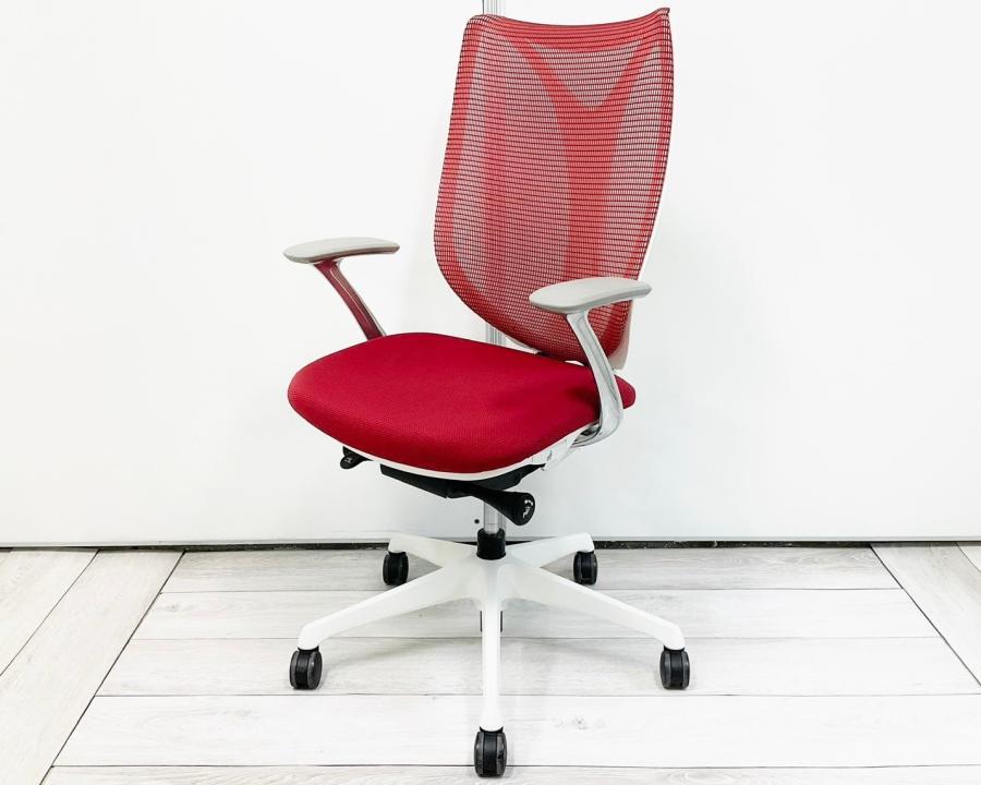 流れるような美しいフォルム！上質な座り心地！人間工学に基づいた快適設計！
■オカムラ/サブリナ/レッド　■ハイバック/メッシュ/肘付き（固定肘）/ホワイトフレーム/前傾機能付き
                        サブリナ
                                    中古
            