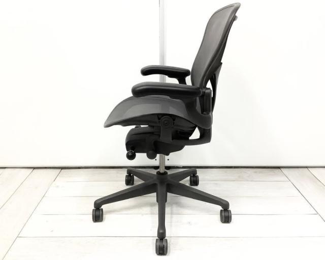 【中古】アーロンチェア アーロンチェア リマスタードライト Herman Miller/ハーマンミラー 肘付ハイバックチェア 446720