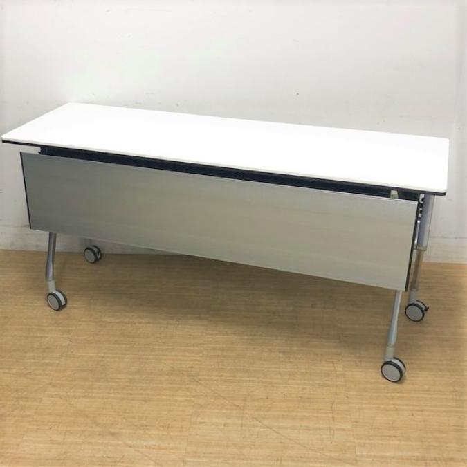 オカムラ製　フラップテーブル　インターアクトNT　W1500×D600　天板ホワイト　幕板付き・棚付き
                        インターアクトNT
                                    中古
            