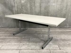 定番ホワイトテーブルが入荷！4～6人での使用が可能な幅1800㎜タイプ！
■プラス/LM TABLE(エルエムテーブル)/ホワイト