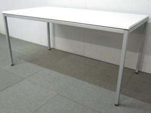 【スタイリッシュなデザイン！】■オカムラ　tresse（トレッセ） ミーティングテーブル　ホワイト　W1500D750　4本脚タイプ
