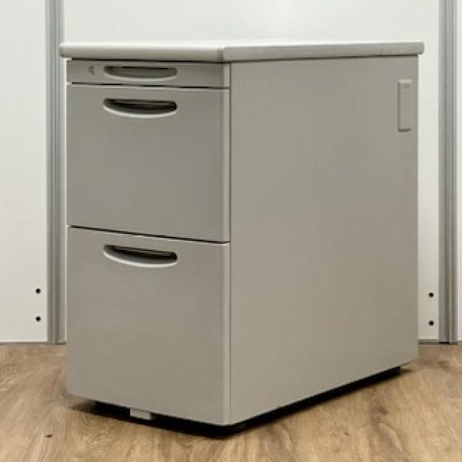 【商品入替のため、残り1台限り】オカムラ製　SDシリーズ　ニューグレー　デスクの整理に、デスクの延長にどうぞ！！
                        SD
                                    中古
            