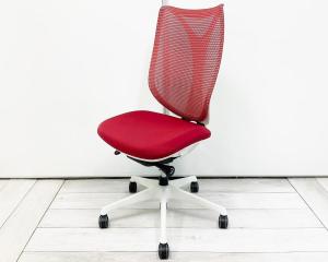 【バロンチェアに匹敵する座りやすさ！】オカムラ（okamura）サブリナチェア　明るいレッドカラーでオフィスの雰囲気を変えてみてはいかがでしょうか？