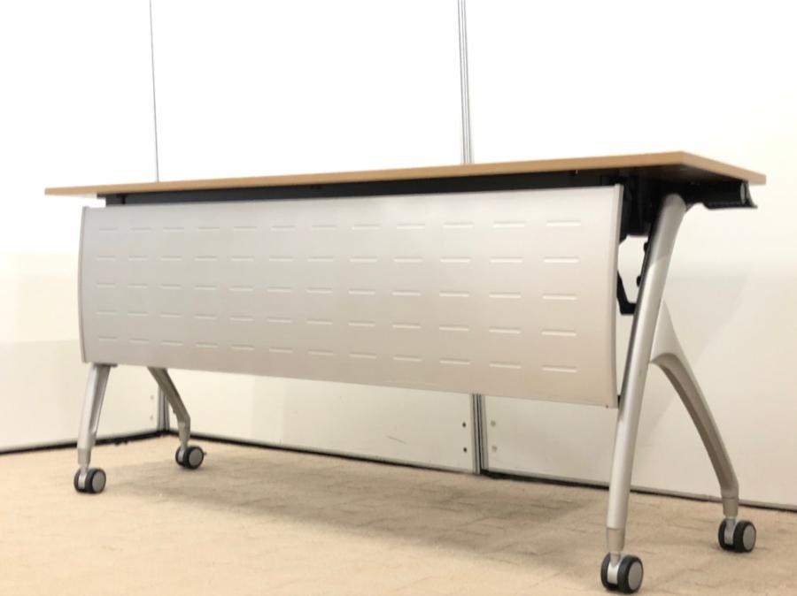 【在庫入替セール品！】木目調の温かみのあるスタックテーブル！使い勝手委が良く人気の高いサイズです！W1500㎜ D450ｍｍ
■イトーキ/リリッシュ2/ナチュラル
                        リリッシュ2
                                    中古
            