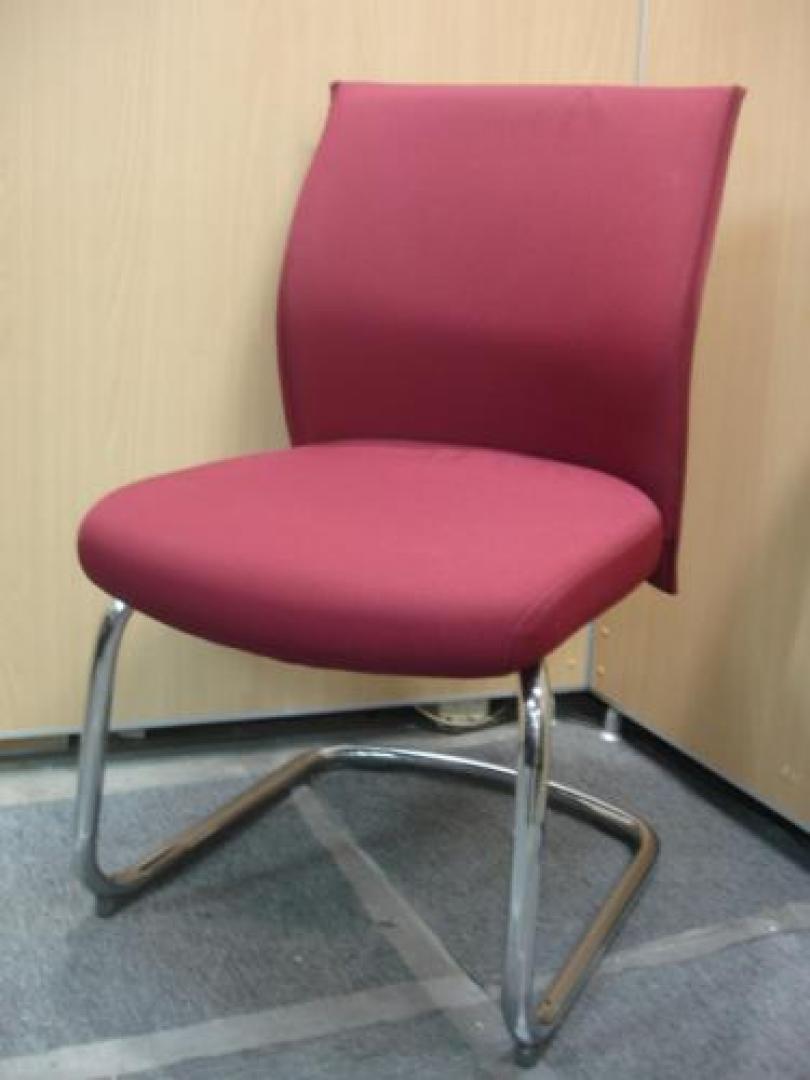 【残り１脚のため　特価！】■状態良好■　エクサージュ　ミーティング用ビジターチェア【現行販売商品】【会議チェア】
                                    中古
            