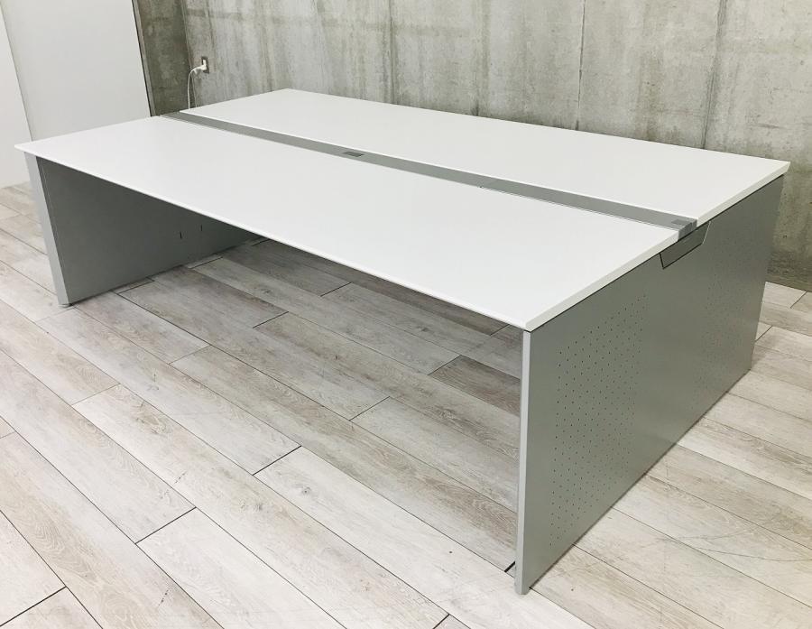 【倉庫在庫品】国産のフリーアドレスデスクが倉庫へ大量入荷！詳しくは店員まで！W2400㎜！プロユニットフリーウェイ
                        プロユニットフリーウェイ
                                    中古
            