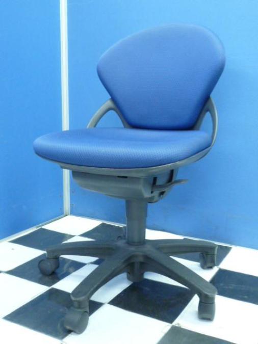 ◆イトーキ プレーゴチェア　/　回転椅子　/　事務椅子　/　オフィスチェア　/　中古チェア　/　事務所椅子　/　従業員椅子　/　格安　/　中古　/　リサイクル
                        プレーゴチェア
                                    中古
            