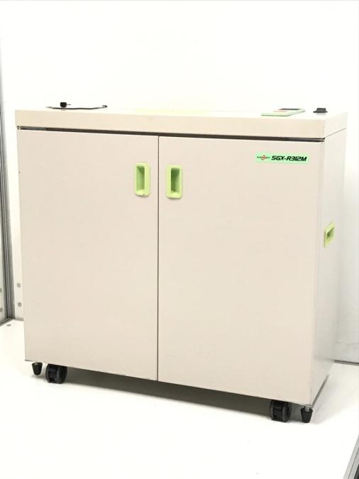 コンパクトで人気　どんなところにも設置しやすいサイズ感！　
■シグマ技研◆SGX-R312M
                        シグマシュレッダ
                                    中古
            