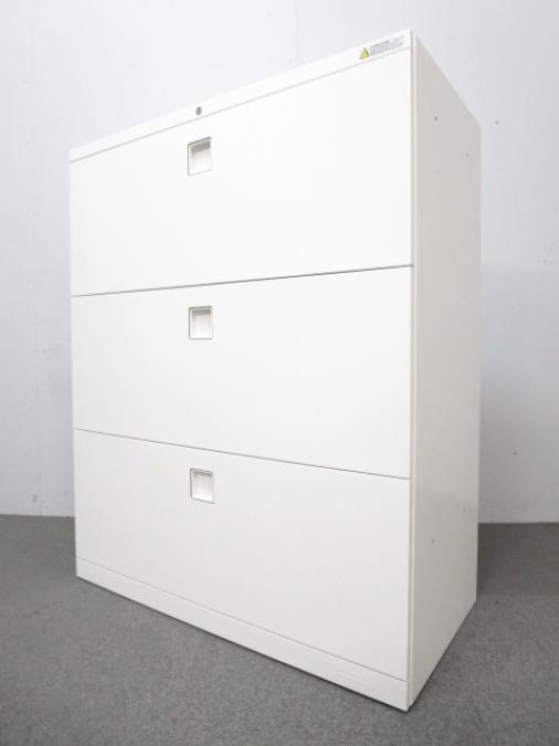 【在庫入替セール（本在庫限定価格）】☆使いやすさで選ぶならコレ！　■オカムラ製　レクトラインシリーズ　3段ラテラル書庫　ホワイト　■上下左右から操作できる便利な取っ手！.
                        レクトライン
                                    中古
            