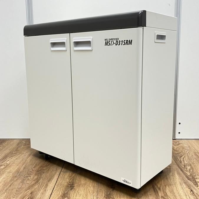 【情報セキュリティ対策にオススメ！】明光商会製　MSシュレッダー　MSD-D31SRM　最大26枚細断※新品時　細かく処理できるスパイラルカット方式！【A3用紙対応】
                        MSDシリーズ
                                    中古
            