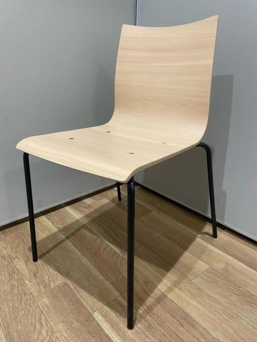 【西店撮影写真】【大量入荷！シンプルで使いやすい人気デザイン！！】ウチダ　スタッキングチェア　木目　シンプル　ナチュラル【福岡オフィス家具】【福岡中古家具】【中古事務什器】【中古チェア】【中古椅子】
                        その他シリーズ
                                    中古
            