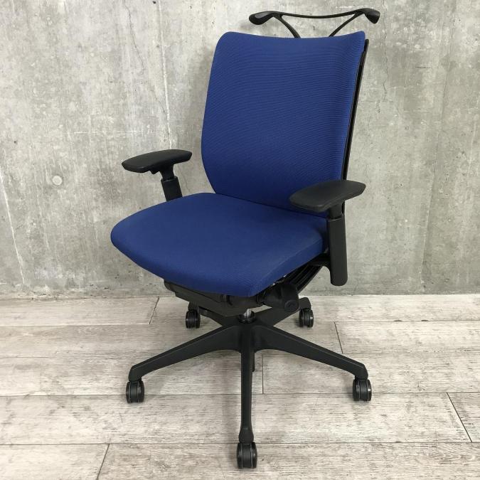 【ばっちりコスパ高！】通気性バツグンな背もたれと快適なクッション性で人気のOAチェア　■okamura（オカムラ）製　ヴィスコンテ（Visconte）チェア　ローバック　■可動肘付き　ハンガー付き　■クッションタイプ　■色：ミディアムブルー
                        ヴィスコンテチェア
                                    中古
            