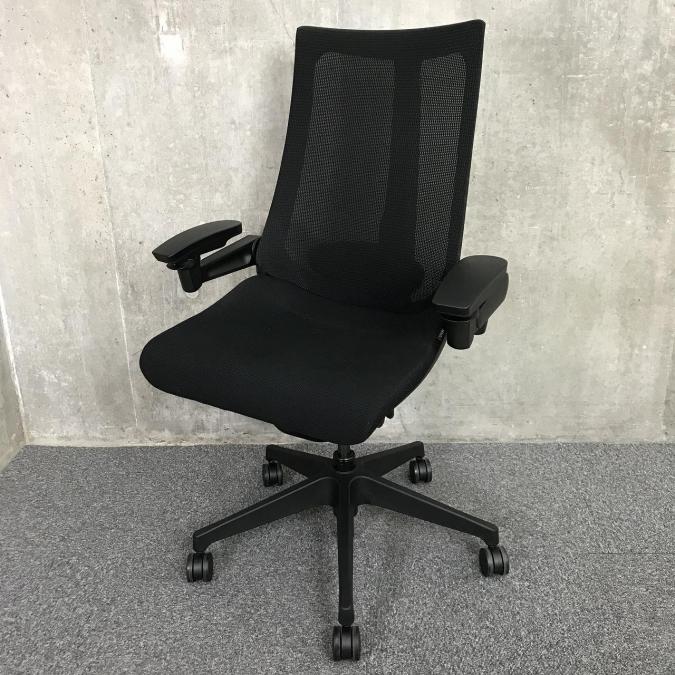 【中古】アクト メッシュ 樹脂 KG-457JB-T1T1 イトーキ/ITOKI 肘付ハイバックチェア 453966 - 中古オフィス家具ならオフィス バスターズ