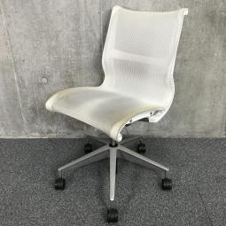 【海外メーカー製チェア】Herman Miller（ハーマンミラー）　セトゥーチェア (Setu Chair)　ホワイト　【弊社使用欄：A00951170　A00951171】
