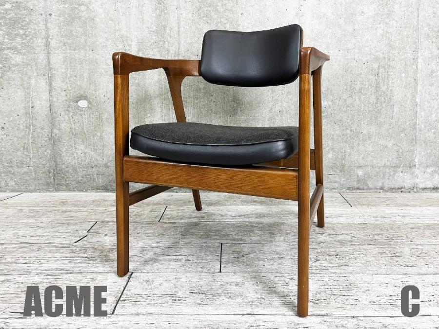 C）ACME Furniture /アクメファニチャー　WARNER ARM CHAIR BLACK /ワーナー ダイニングチェア 　ブラック　 アームチェア
                        その他シリーズ
                                    中古
            