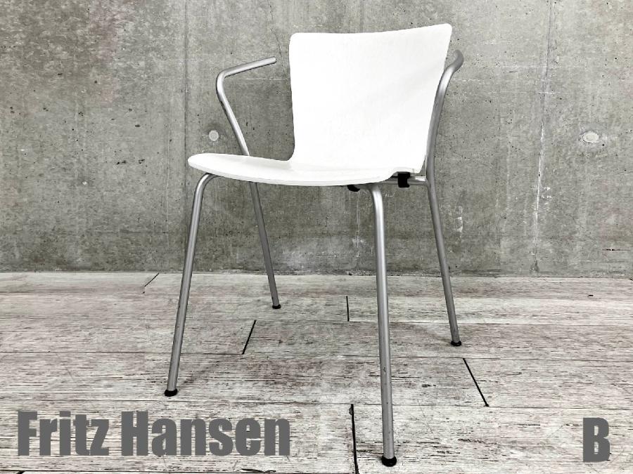 B)Fritz Hansen/フリッツハンセン　ヴィコデュオ　ヴィコ・マジストレッティ　ホワイト　北欧　ヤコブセン
                        その他シリーズ
                                    中古
            