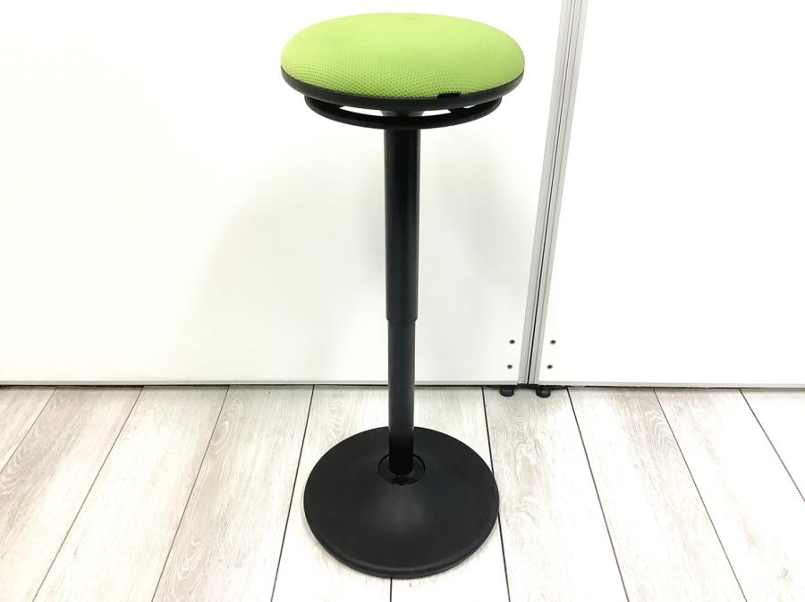 【在庫入替えセール！】【まるでバランスボールのようなチェア！】オカムラ(Okamura)　ピルエット　グリーン×ブラック　スイング脚スツール　健康志向の方におすすめ
                        ピルエット
                                    中古
            