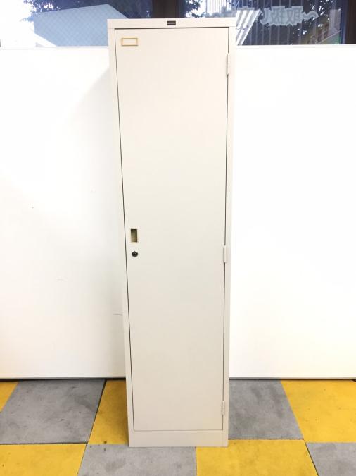 【収納しやすいワイドタイプ！】■ウチダ　1人用ロッカー（ワードローブ）　■【急なスタッフ増員にも対応！】衣類や貴重品をしっかりと保管！
                        システム
                                    中古
            