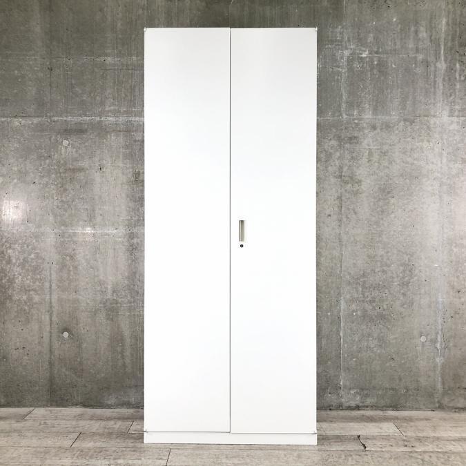 【在庫入替セール】【2台限定】【オフィス書類をたっぷり収納できます！】■ウチダ　上下両開き書庫セット　ホワイト　■A4サイズ6段収納【ハイキャビネット】
                        BEストレージ
                                    中古
            