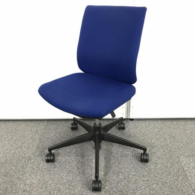 安定した座り心地で人気！クッション性抜群のロングセラー商品！オフィスの定番商品！
■コクヨ/ウィザード（wizard）/ダークブルー　おすすめのミドルクラス帯チェア！
                        ウィザードチェア
                                    中古
            