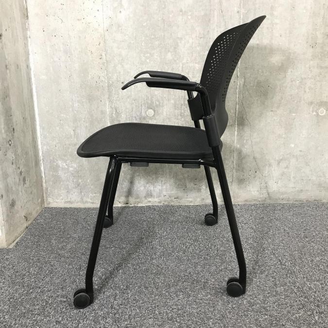 ハーマンミラー ケイパースタッキングチェア 美品中古 中古】ケイパー Herman Miller/ハーマンミラー スタッキング