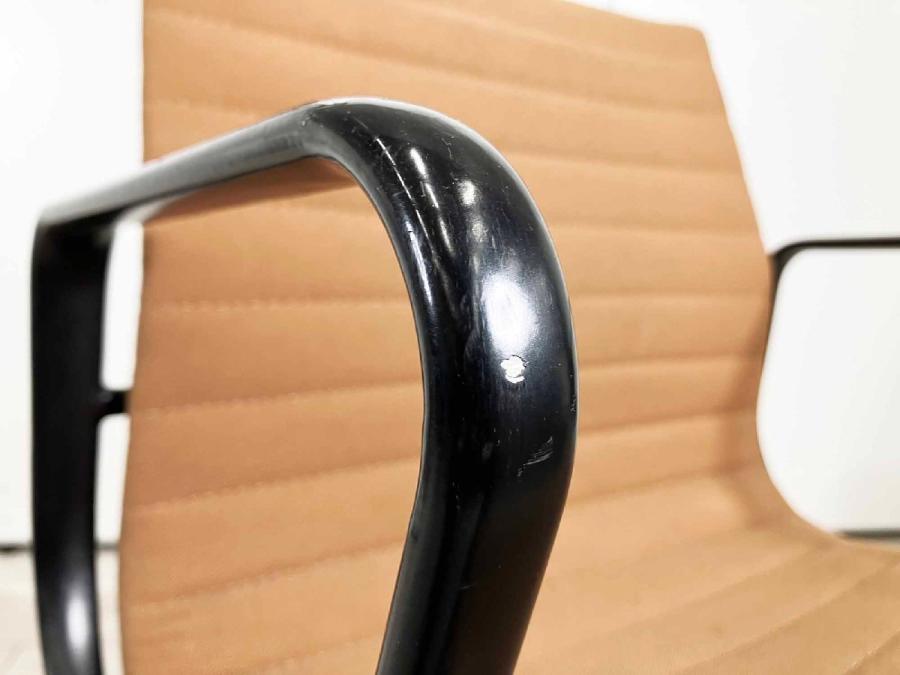 中古】イームズ アルミナム Herman Miller/ハーマンミラー 肘付 中古】イームズ アルミナム Herman Miller/ハーマンミラー 肘付