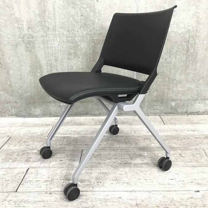 【在庫入替セール（本在庫限定価格）】【スタイリッシュなデザイン！】■ネスティングチェア　座ブラック（レザー）　背樹脂タイプ
                        その他シリーズ
                                    中古
            