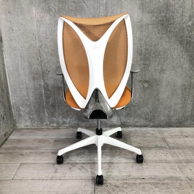 【中古】 サブリナ オカムラ/okamura 肘付ハイバックチェア 中古】サブリナ オカムラ/okamura 肘付ハイバックチェア 473735