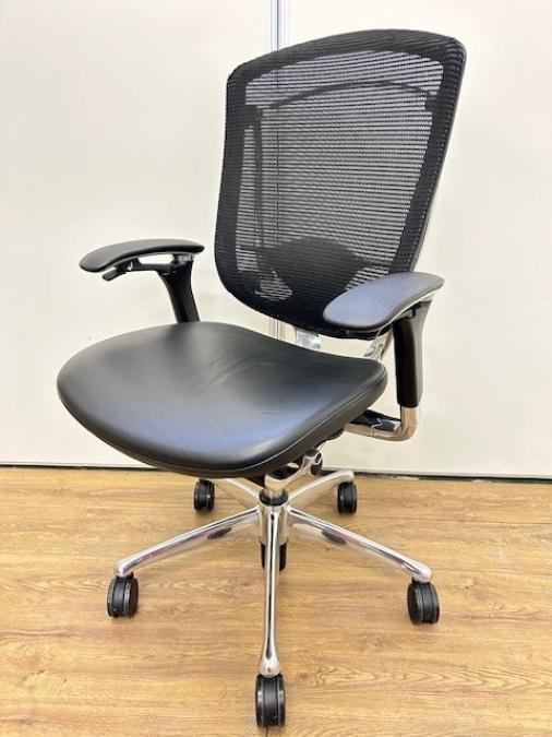 【1脚限定入荷！！！】【クレジット決済優先】革張りハイクラス高級チェア　メッシュ　可動肘　ランバーサポート　オフィスバスターズ　梅田本店
                        コンテッサチェア
                                    中古
            