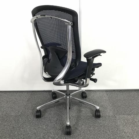 中古】コンテッサチェア CM31AB-FBH4 オカムラ/okamura 肘付ハイバックチェア 460095 - 中古オフィス家具ならオフィスバスターズ