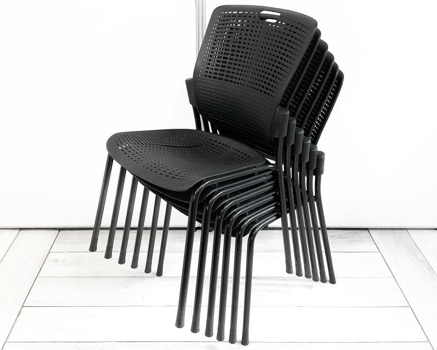 【5/24入荷予定】【セット商品（チェア×６脚）】多目的チェア ミーティングチェア ４本脚 オススメ(おすすめ) 大人気  ・Humanscale/ヒューマンスケール ・CINTO/シント ※横浜本店撮影画像※
                        その他シリーズ
                                    中古
            