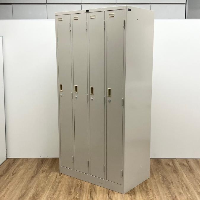 【商品入替のため、残り3台限り】ウチダ製　システムロッカーシリーズ　グレー　シリンダー錠　コート類も入る縦長ロッカー　移転や増員を検討されている方にオススメ！　4人用更衣室用ロッカー！！　※1台把手違いモデルあり
                        システム
                                    中古
            