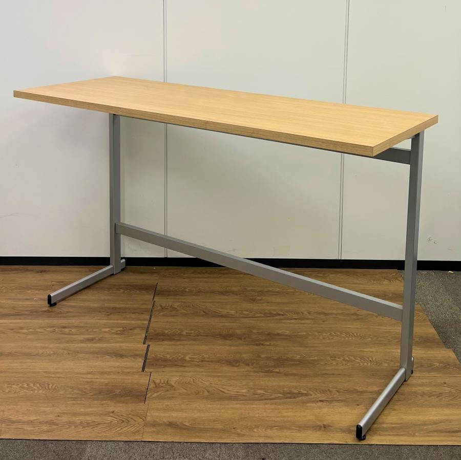 【限定1台のみ！】立ちながら仕事ができる！H1000のシンプルなハイカウンター【なんば店撮影】
                        その他シリーズ
                                    中古
            