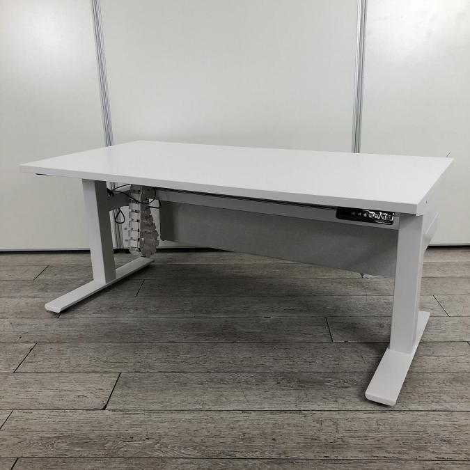 【在庫入替セール！（本商品限定価格）】電動昇降デスク　幅広サイズで作業効率改善！W1400mmタイプ！【海外ブランド！ヘイワース製品！】【弊社使用欄：A00955350】
                        その他シリーズ
                                    中古
            