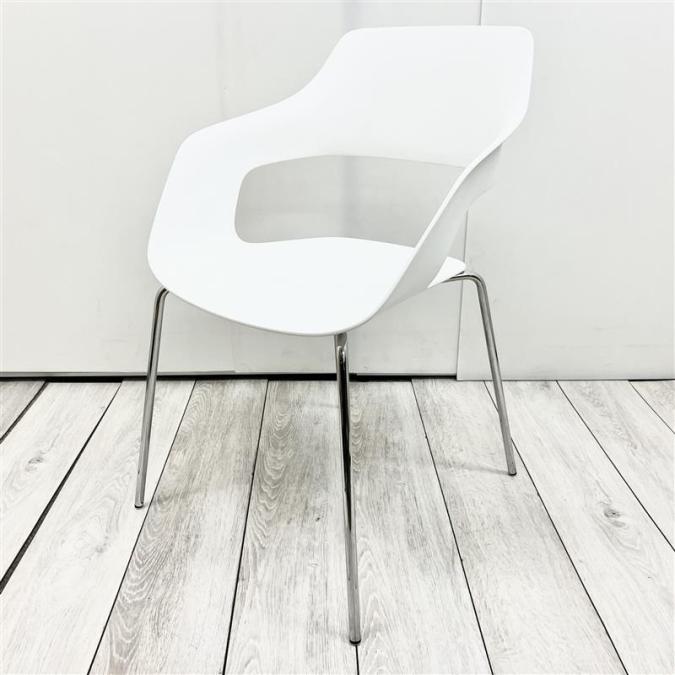 【ミーティングブース・カンファレンススペース・マイホームでも！】wilkhahn｜ウィルクハーン　222/10 occo ｜オッコ 　アームチェア　 スタッキング　ホワイト 【弊社使用欄：A00956635】※日本橋店撮影画像※
                        その他シリーズ
                                    中古
            