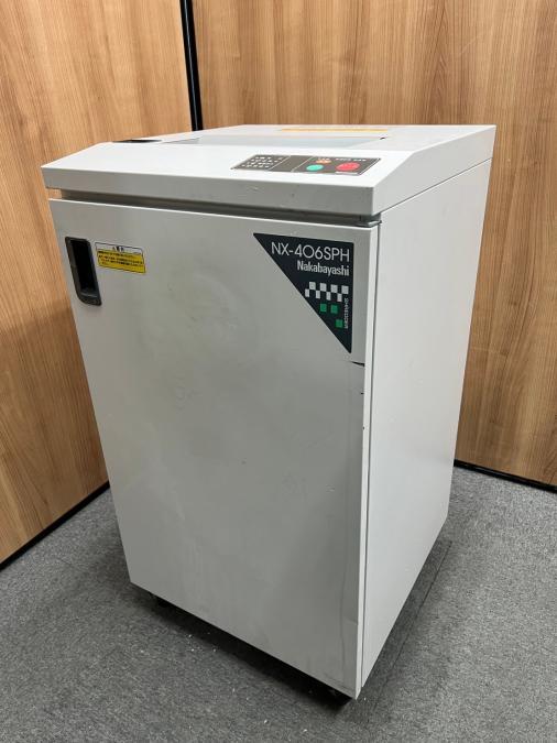 【24⑨】【在庫入替セール】【細断寸法3×10mmで情報を守ります！】ハイセキュリティ大型シュレッダー！
                        その他シリーズ
                                    中古
            