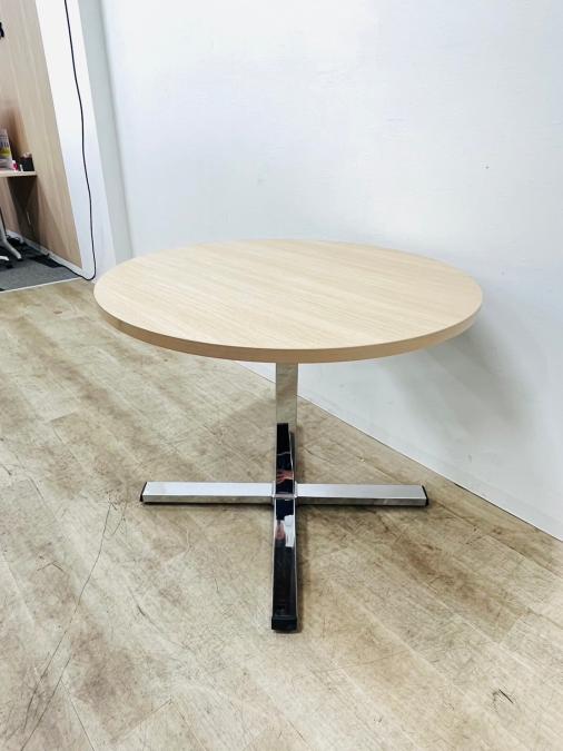 【定価約14万円】【直径900ｍｍの丸テーブル！！休憩室などにオススメです】■オカムラ製　ランチテーブルシリーズ　丸テーブル
                        その他シリーズ
                                    中古
            