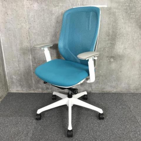 中古】シルフィーメッシュ C686XW-FMR6 オカムラ/okamura 肘付ハイバックチェア 461993 -  中古オフィス家具ならオフィスバスターズ