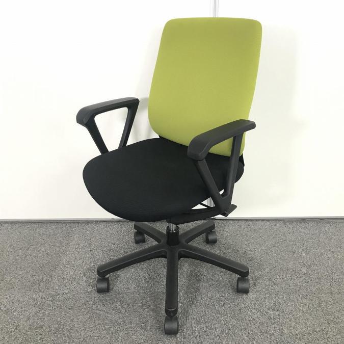 【大人気／定番】【クッション性が高く座り心地が良い！】　■ITOKI／イトーキ　■torte-R／トルテアール　■ハイバック　固定肘付き
■グリーン×ブラック　☆★大特価セールはこちらのキーワードで検索☆★→→【大放出】
                        トルテR
                                    中古
            