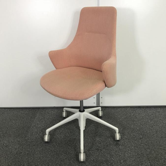 【ABW商品】【カジュアルだけど機能的！】【働きやすく、居心地の良いオフィスへ】オカムラの新シリーズ！Lives（ライブス）　ワークチェア　■okamura（オカムラ）　■ハイバック　ホワイト脚【関東倉庫在庫品】【弊社使用欄：A00956991】【ABW商品】
                        ライブス
                                    中古
            