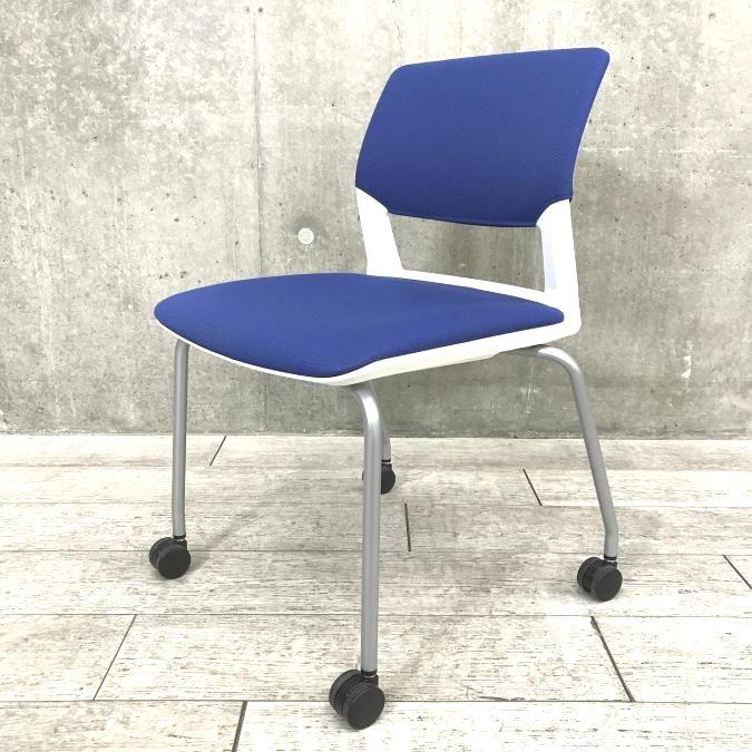 【定価約３万円】【キャスター付きシンプルで快適な座り心地のネスティングチェアの入荷です】■コクヨ製　160シリーズ　スタッキングチェア
                        160シリーズ
                                    中古
            