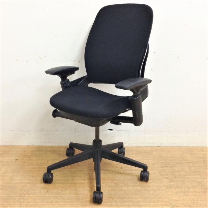 .スチールケース/Steelcase　リープV2/Leap V2　ブラック　可動肘　ランバーサポート付き
                        リープV2
                                    中古
            
