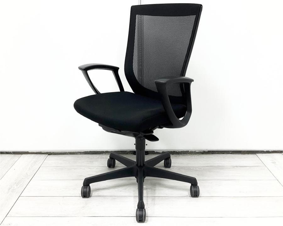 ワークチェア デザインアーム 固定肘 アームレスト付 ブラックボディ オススメ(おすすめ) 大人気 ・Okamura/オカムラ ・ESCUDO/エスクード
                        エスクードメッシュ
                                    中古
            