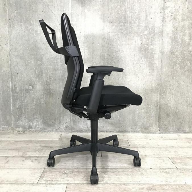 【中古】エスクード C486ZR FFW1 オカムラ/okamura 肘付ハイバックチェア 464018 - 中古オフィス家具ならオフィスバスターズ