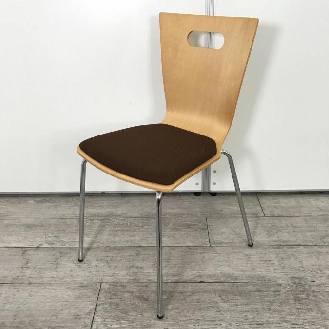 【カフェ調オフィス・リフレッシュスペースにおすすめ！リラックスできる雰囲気を作り出すミーティングチェア！】【重ねて収納可能！】■スタッキングチェア　ミーティング　カフェチェア　■キャスターなし　■背：ナチュラル　座：ブラウン　【関東倉庫在庫品】【ABW商材】【弊社使用欄：A00944539】
                        その他シリーズ
                                    中古
            