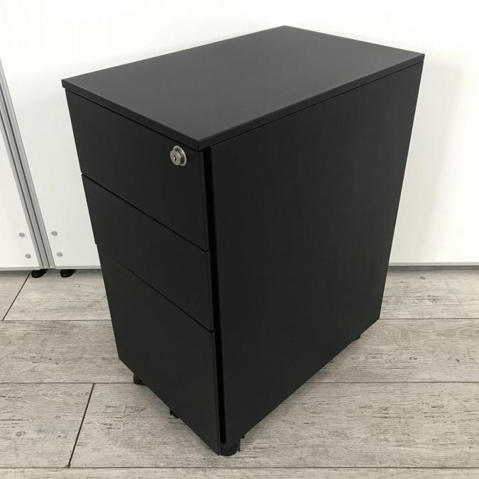 【在庫入替セール】【A4ファイルをしっかり収納！】【使いやすさ抜群のキャスター付き３段ワゴンがロットで入荷しました！】【鍵作成不可】【A00957980】【IB】
                        その他シリーズ
                                    中古
            