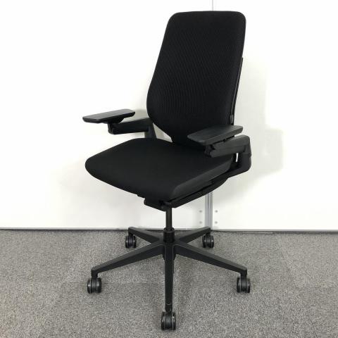 中古】ジェスチャー Steelcase/スチールケース 肘付ハイバックチェア 464545 - 中古オフィス家具ならオフィスバスターズ