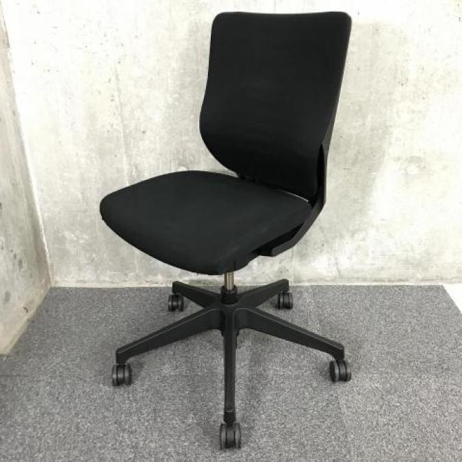 【南】【24/⑫】【超シンプルなハイバックチェア！】メーカー品　イトーキ　ITOKI　エピオス　Epios　格安　高品質　チェア　office chair　desk chair　reasonable　simple　オフィスチェア　ワークチェア　椅子　事務椅子　仕事　PC　姿勢　リクライニング　福岡　佐賀　長崎　大分　熊本　宮崎　鹿児島　沖縄　九州
                        エピオスチェア
                                    中古
            