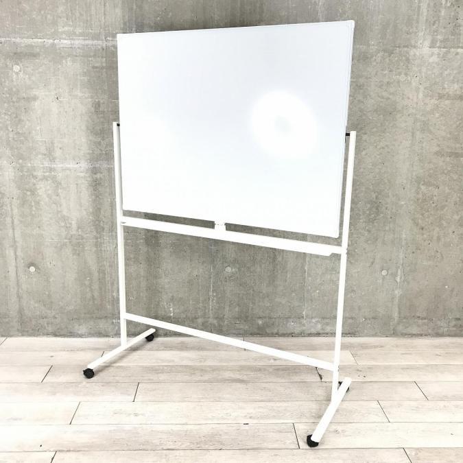 【オフィスの定番商品が久々の入荷です！！！】ホワイトボード　W1200タイプ　両面　自立式　キャスター付き　【天神ビッグバン】【天神BBB】【博多コネクティッド】【博多コネクティッドボーナス】
                        その他シリーズ
                                    中古
            